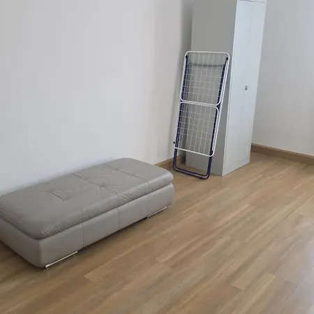 Apartment Schoene Vollausgestattete Monteurs- Gaestewohnung Naehe Raffinerie Leuna Und Geiseltalsee 0304 Braunsbedra